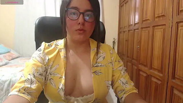 Venus cat  online show from 24, 6, 2026