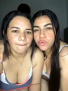 Snapshot of sindyy_01 chatting on 16, 10, 2025 sindyy 01 online show from 16, 10, 2025