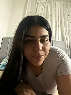 Snapshot of sindyy_01 chatting on 8, 11, 2025 sindyy 01 online show from 8, 11, 2025