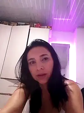 Snapshot of channel_brooks chatting on 6, 10, 2025 channel brooks online show from 6, 10, 2025