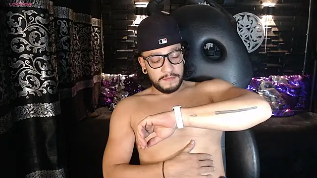Ethan w12 online show from 10, 10, 2025