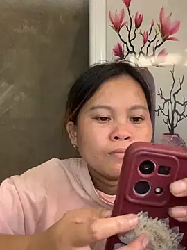 Snapshot of lan-xinh01 chatting on 15, 10, 2025 lan-xinh01 online show from 15, 10, 2025