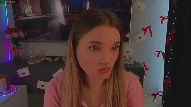 JulieLupo online show from 21, 3, 2026