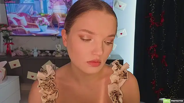 JulieLupo online show from 9, 4, 2026