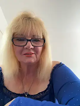 BoloshkaBlonda online show from 7, 10, 2025