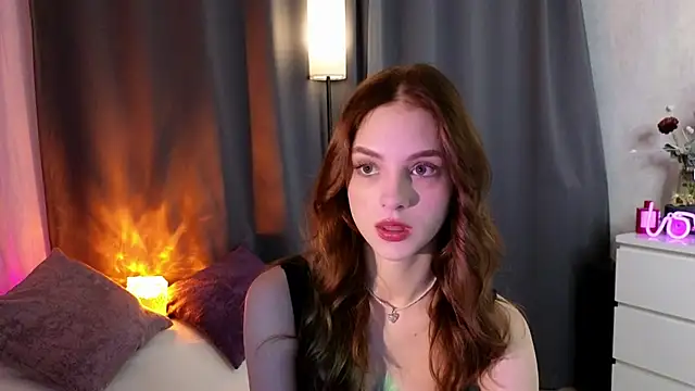 midnightMaya online show from 4, 11, 2025