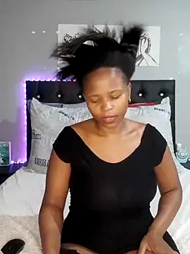 Snapshot of Jessy_B69 chatting on 1, 10, 2025 Jessy B69 online show from 1, 10, 2025