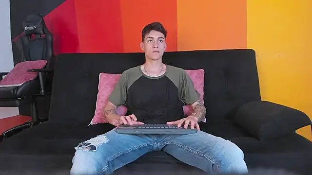 LukeSavagge online show from 18, 10, 2025