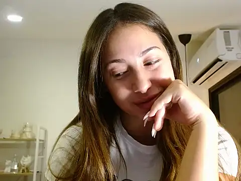 poppysinclair online show from 14, 10, 2025