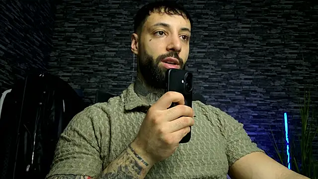 MasculineGuy99 online show from 28, 3, 2026