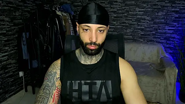 MasculineGuy99 online show from 21, 4, 2026