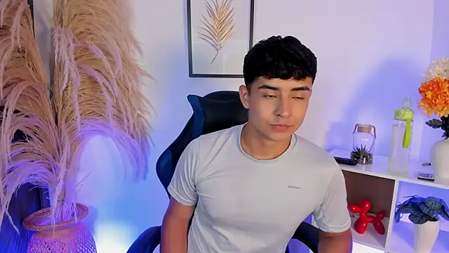 Thiago Connor21 online show from 16, 5, 2026