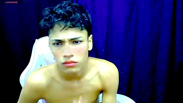 Im david02 online show from 12, 11, 2025