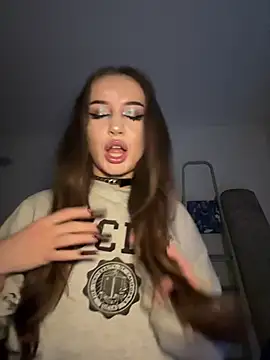 Snapshot of RollDolls chatting on 11, 1, 2026 RollDolls online show from 11, 1, 2026