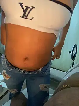 Snapshot of Itanydiorr chatting on 14, 11, 2025 Itanydiorr online show from 14, 11, 2025