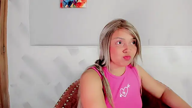 Molly Logan online show from 27, 2, 2026