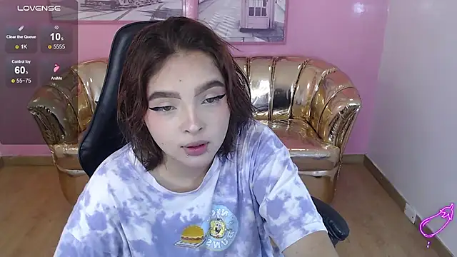 mia foster t online show from 25, 11, 2025