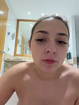 Snapshot of looloopaul chatting on 7, 2, 2026 looloopaul online show from 7, 2, 2026