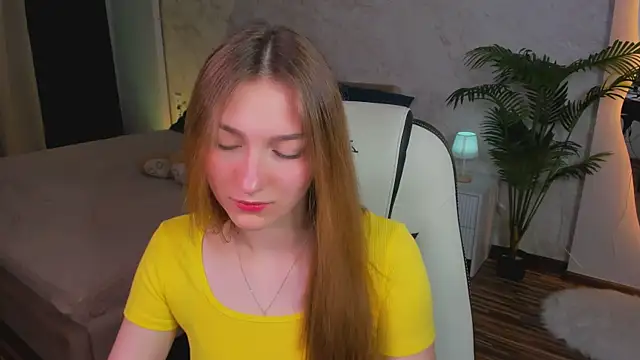 AngelAnabelle online show from 9, 10, 2025