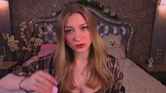 AngelAnabelle online show from 19, 3, 2026