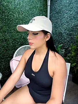 ArieliciousXXX online show from 24, 3, 2026