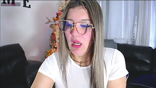 sweet christtydiaz online show from 16, 12, 2025