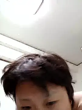 Snapshot of keiichi684 chatting on 19, 11, 2025 keiichi684 online show from 19, 11, 2025