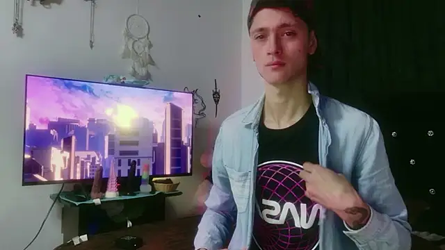 Tyler cat online show from 20, 11, 2025