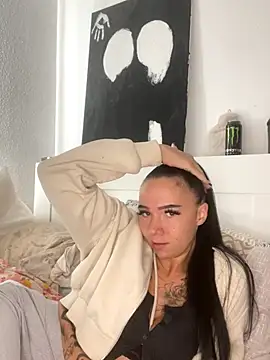 YoungZoexx online show from 2, 10, 2025