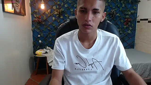 LiamBlack16 online show from 23, 10, 2025
