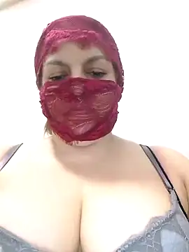 Snapshot of -Sonbola chatting on 3, 10, 2025 -Sonbola online show from 3, 10, 2025