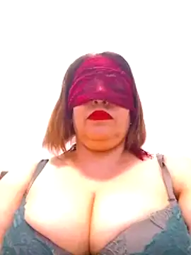 Snapshot of -Sonbola chatting on 4, 12, 2025 -Sonbola online show from 4, 12, 2025