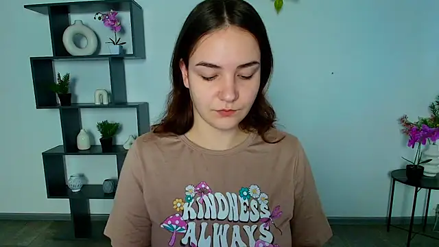 OliviaMontgommery online show from 19, 11, 2025