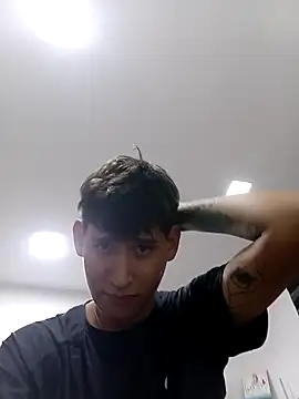 Luisneljc online show from 25, 2, 2026