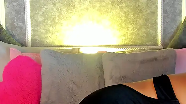  victoriaa  lois online show from 24, 11, 2025