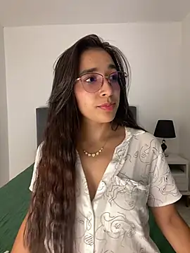 SabrinaEvanss  online show from 9, 5, 2026
