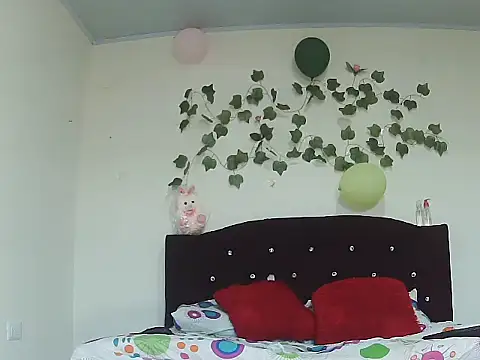 venus kiss online show from 6, 10, 2025