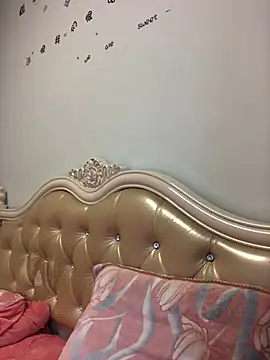 Mile-m online show from 8, 2, 2026