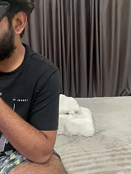 vickyandtania online show from 4, 2, 2026