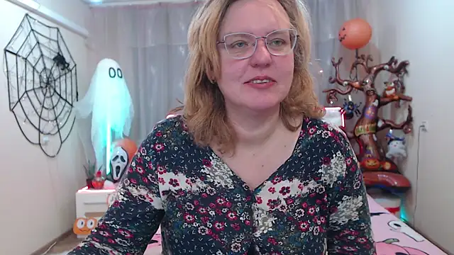 VestaWoody online show from 3, 11, 2025