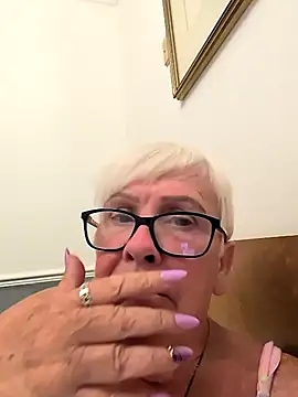 Snapshot of Playful_MILF_Demi chatting on 3, 7, 2026 Playful MILF Demi online show from 3, 7, 2026