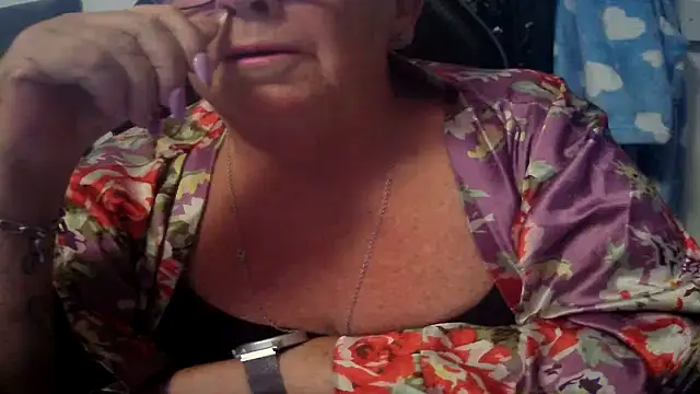 Snapshot of Playful_MILF_Demi chatting on 12, 7, 2026 Playful MILF Demi online show from 12, 7, 2026