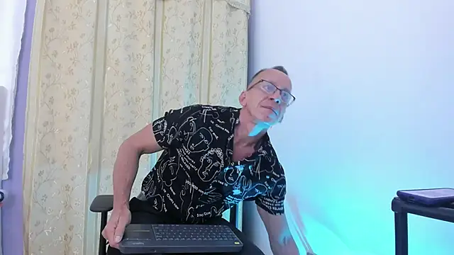  axelking  online show from 18, 3, 2026