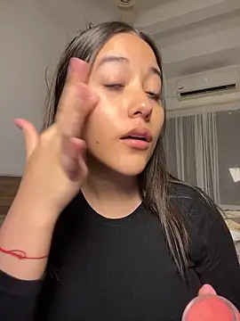 Snapshot of Nhefertary chatting on 18, 3, 2026 Nhefertary online show from 18, 3, 2026