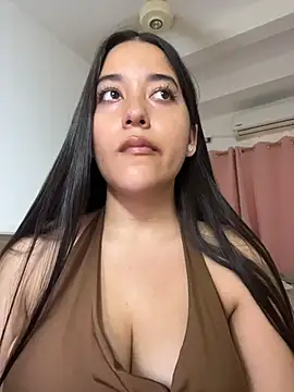 Snapshot of Nhefertary chatting on 10, 4, 2026 Nhefertary online show from 10, 4, 2026