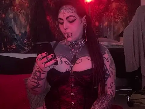 nyxvelon online show from 10, 4, 2026