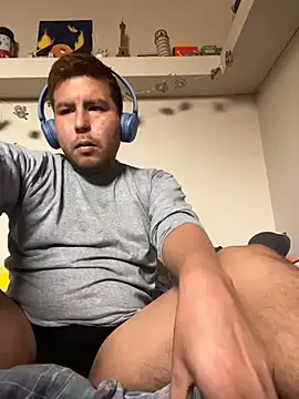 Snapshot of atreusfilho chatting on 21, 10, 2025 atreusfilho online show from 21, 10, 2025