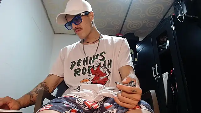 imsammytop online show from 6, 10, 2025