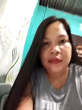 Snapshot of shyhotpinay_32 chatting on 31, 10, 2025 shyhotpinay 32 online show from 31, 10, 2025