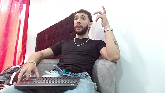 angel kyrozz online show from 26, 10, 2025